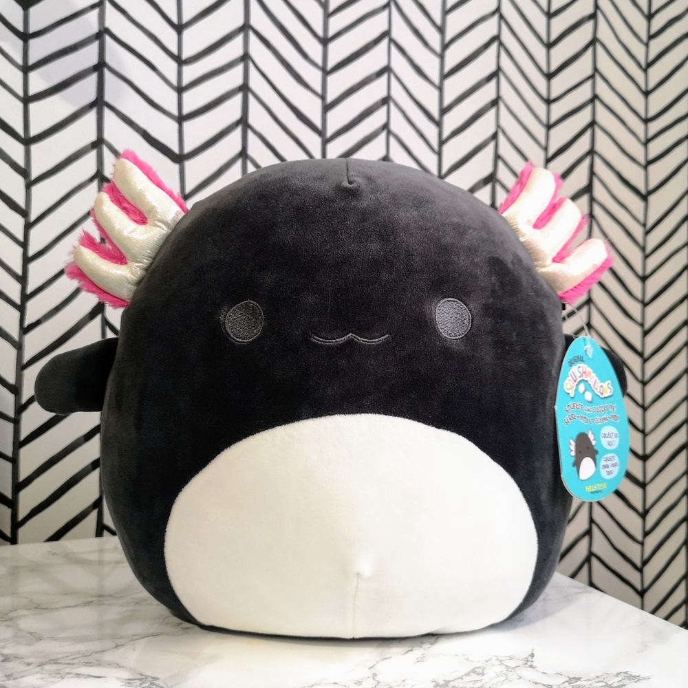 12" Jaelyn (axolotl) Squishmallows
